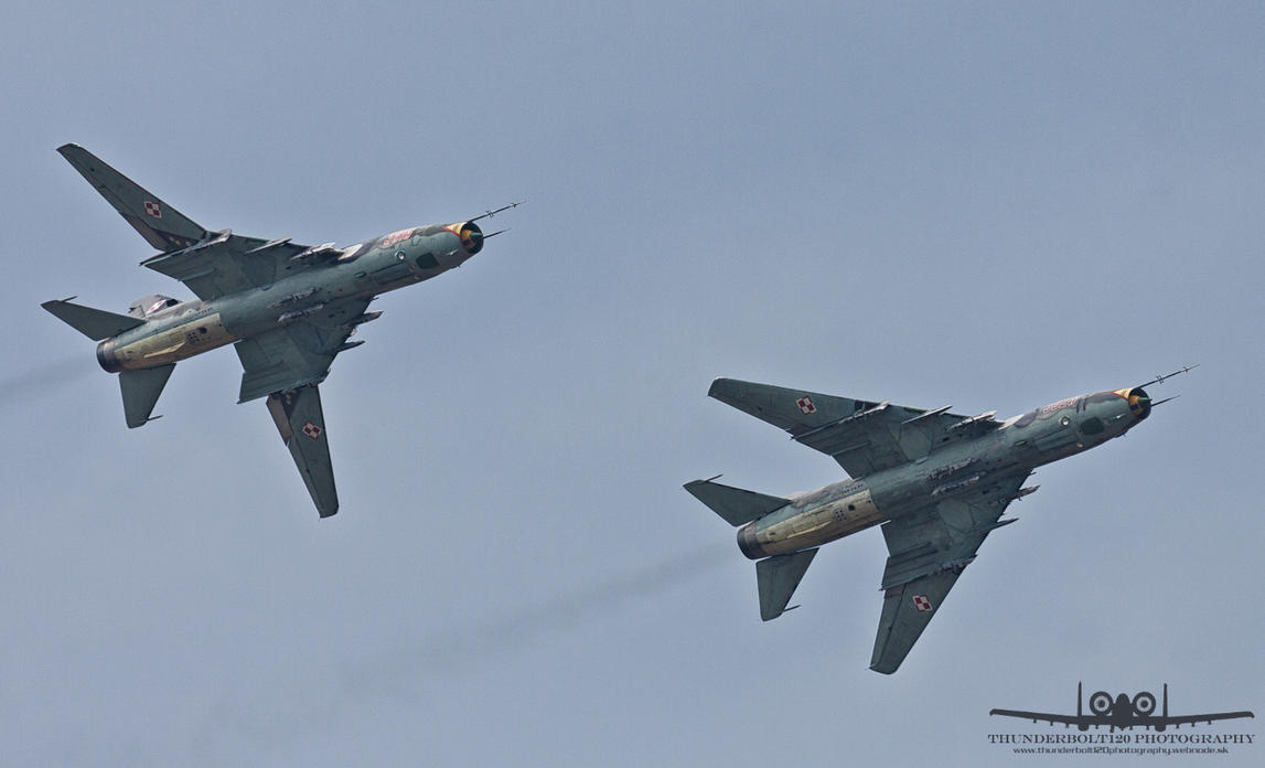 Sukhoi Su-22M-4 3920 and 3816